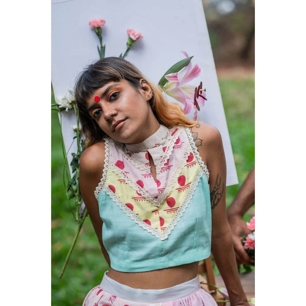 PRATHAA Set- In-Cut Blouse With Dhoti Drape Skirt - Snigdha