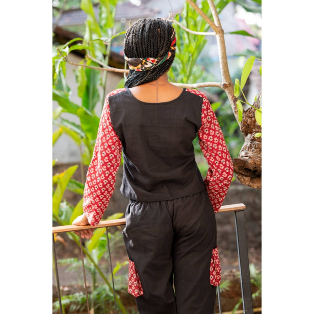 PRATHAA Aastey : Set - Crop Top With Pants