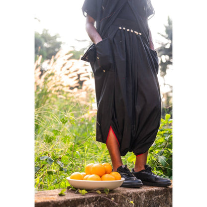 PRATHAA Aastey : Set - Black Mul Kaftan Dhoti