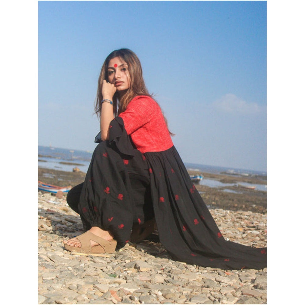 PRATHAA Black Cape Jacket With Flared Sleeves in Jamdani Fabric