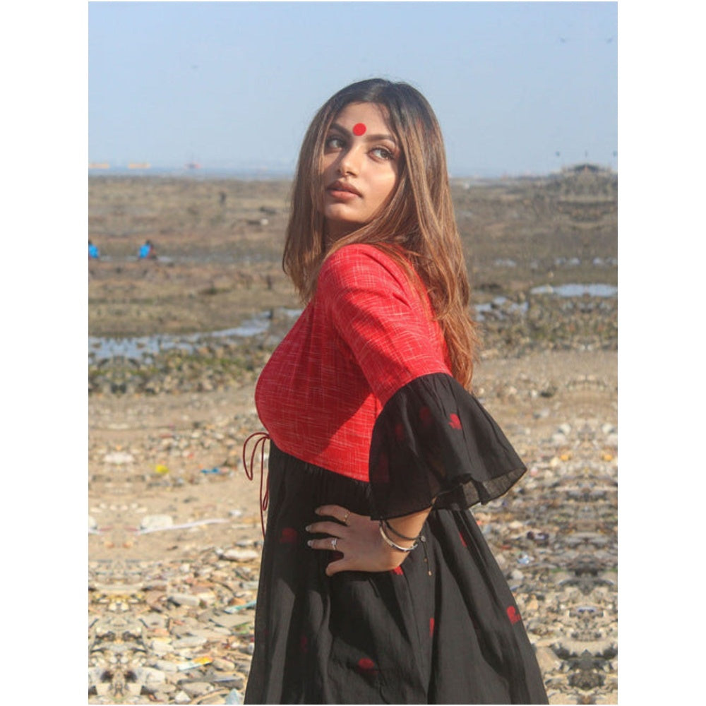 PRATHAA Black Cape Jacket With Flared Sleeves in Jamdani Fabric