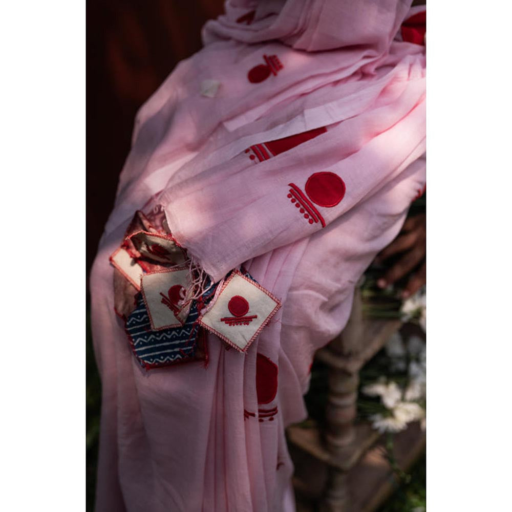PRATHAA Pink Bindi Saree Without Blouse