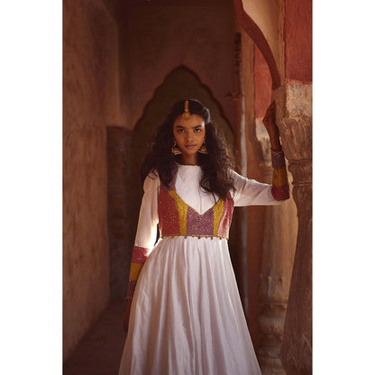 PRATIBHA SULTANIA White Pleated Yoke Anarkali Kurta with Multi Hand Embellished Work