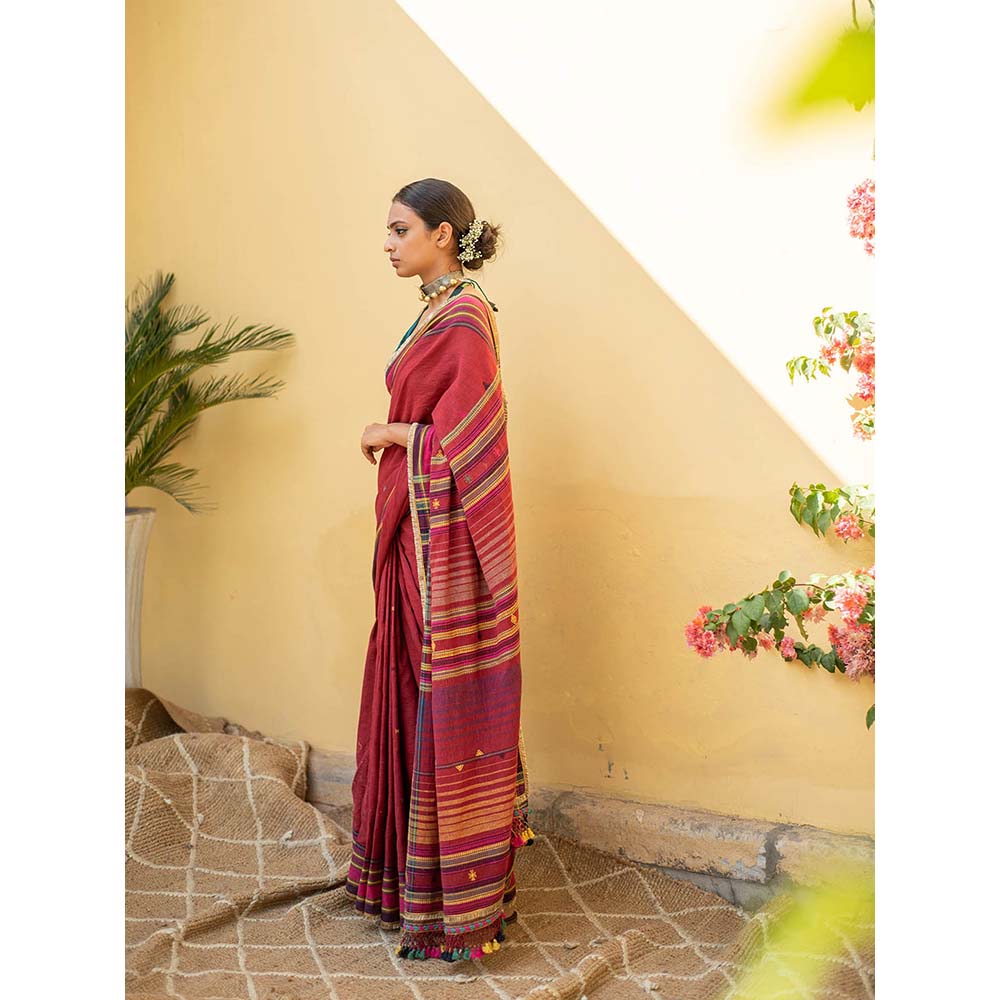 PRIYANKA RAAJIV Aava - Burgundy Organic Cotton Saree with Unstitched Blouse