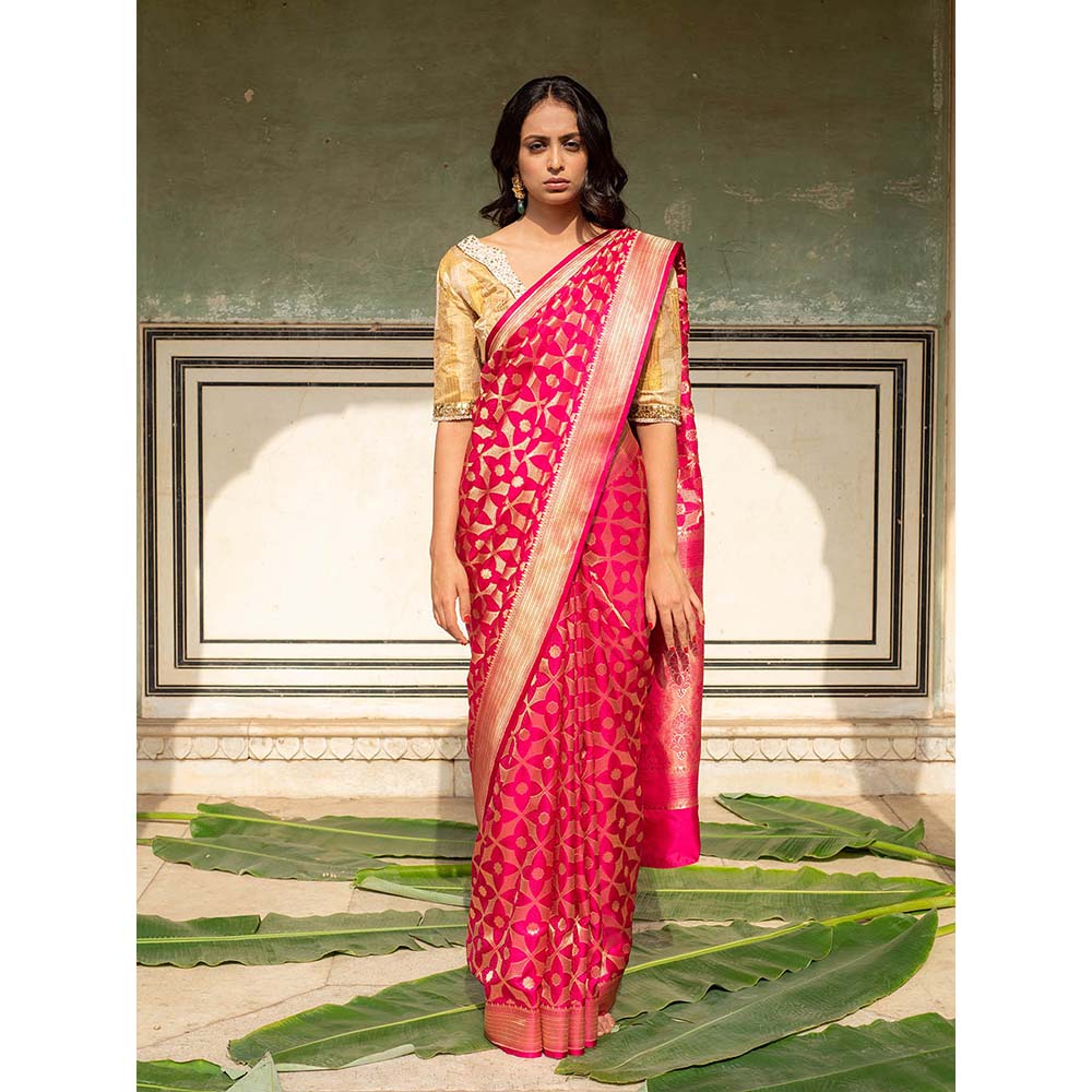 PRIYANKA RAAJIV Falisha - Banarasi Saree with Floral and Geometrical Design with Unstitched Blouse