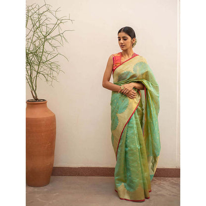 PRIYANKA RAAJIV Sora - Aquagreen Silk Saree with Reverse Scalloped God Border with Unstitched Blouse