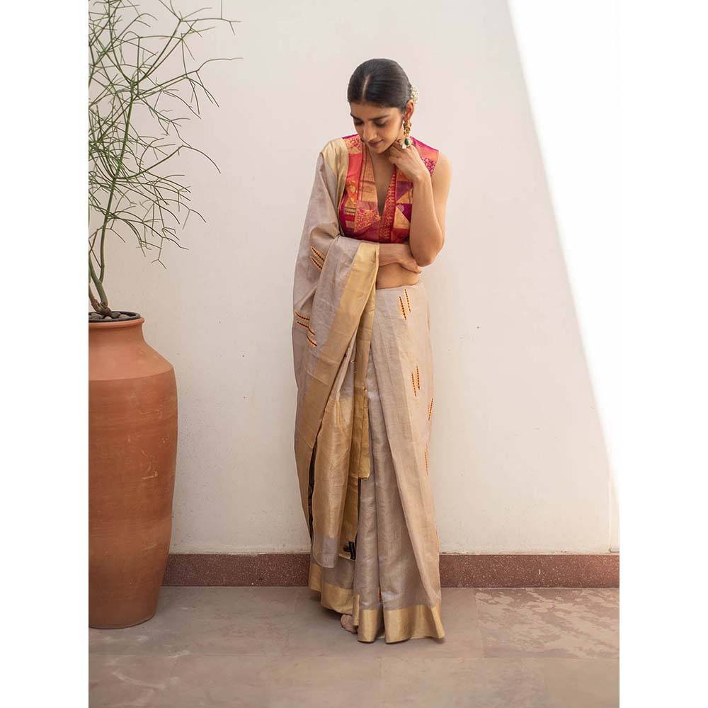 PRIYANKA RAAJIV Kuu - Silver and Gold Silk Chanderi Saree with Unstitched Blouse