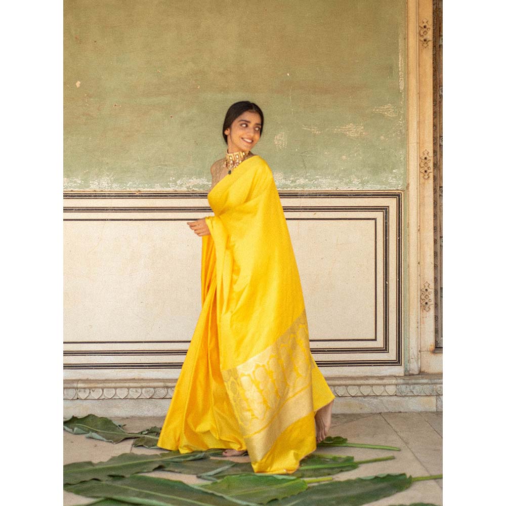 PRIYANKA RAAJIV Mani Yellow - Silk Mashroo Saree with Unstitched Blouse