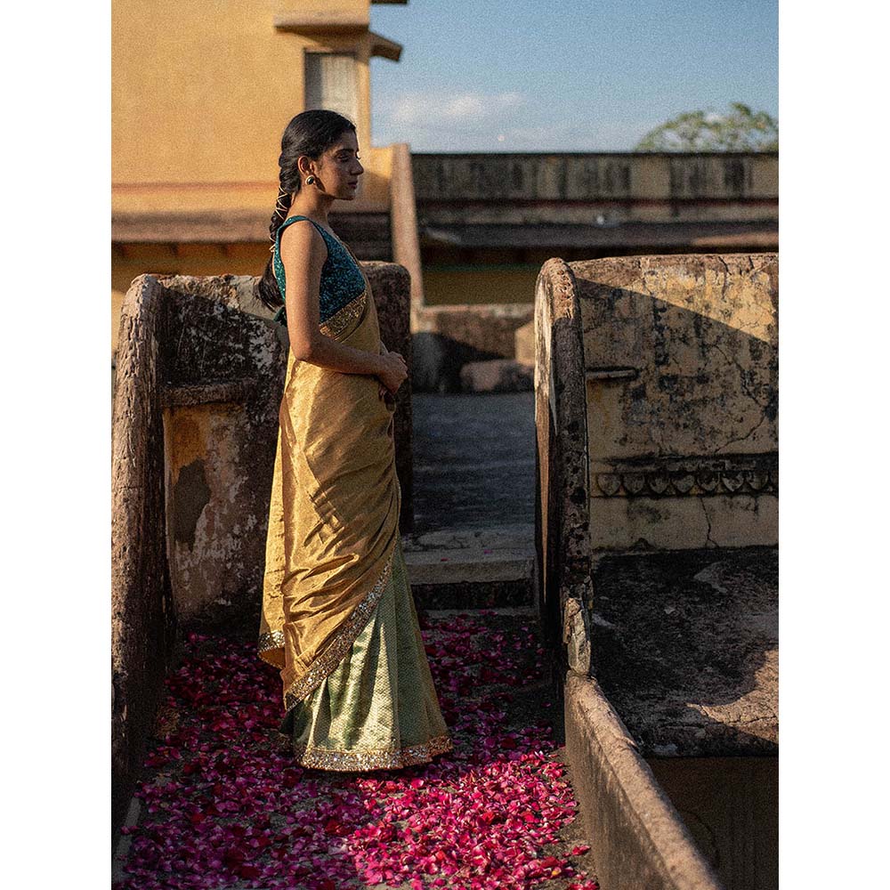 PRIYANKA RAAJIV Kiara - Green Vrocade and Gold Tissue Saree with Unstitched Blouse