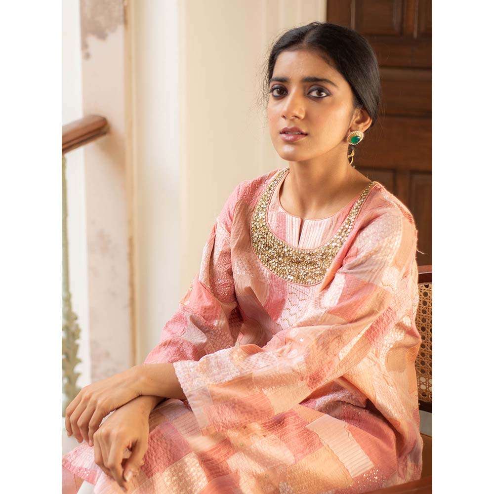 PRIYANKA RAAJIV Senara - Pink Upcycled Patchwork Kurta (Set of 2)