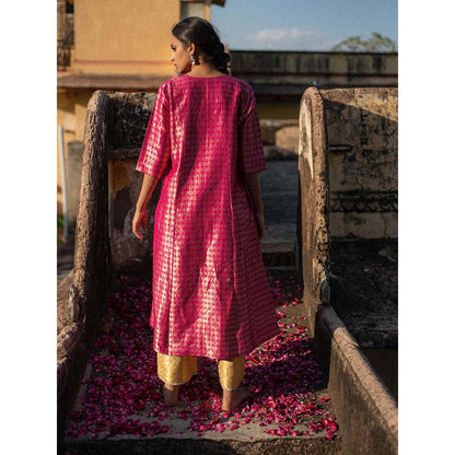 PRIYANKA RAAJIV Neima + Nara - Pink Brocade Kurta with Silk Brocade Pants (Set of 2)