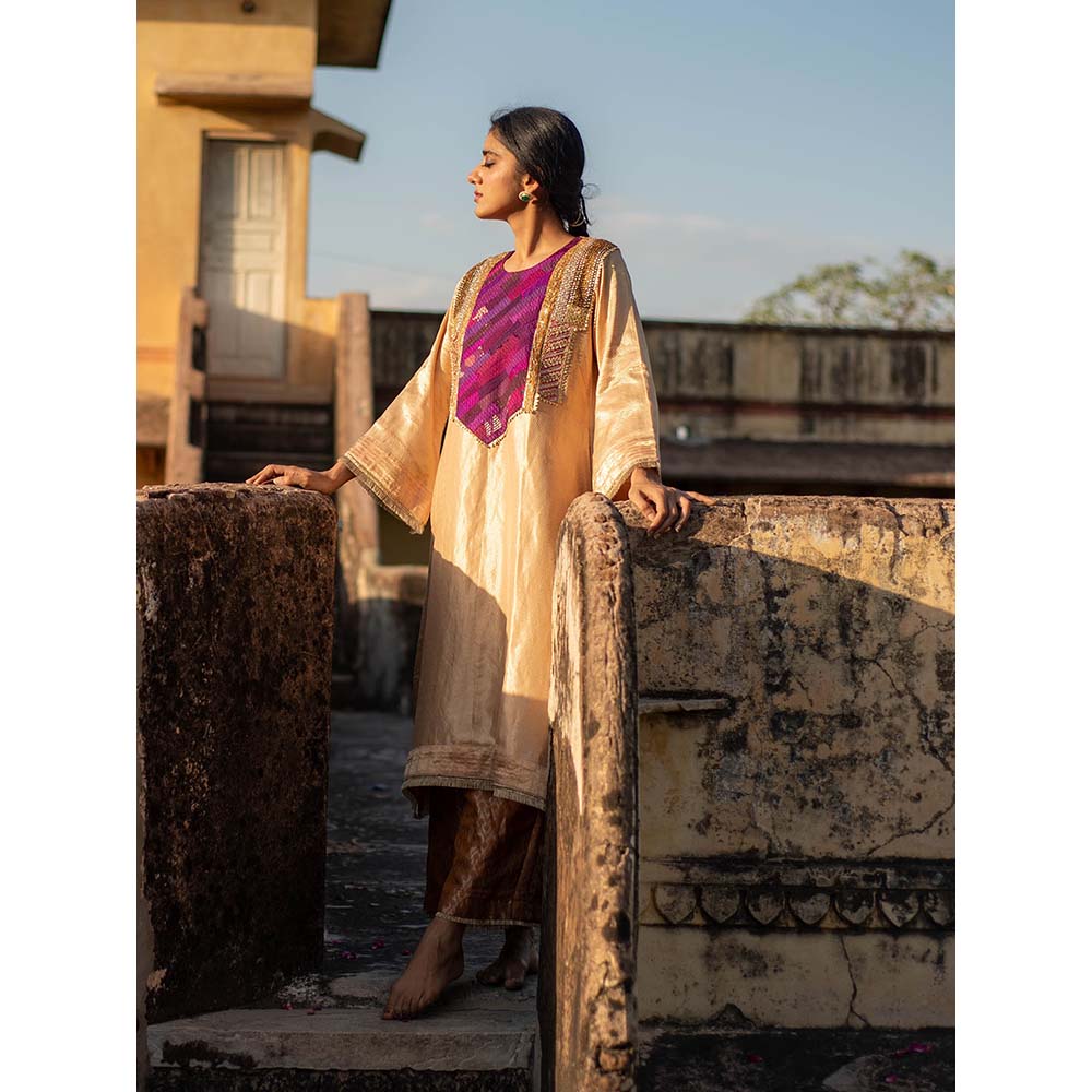 PRIYANKA RAAJIV Amari + Rafa - Beige Upcycled Brocade Kurta with Silk Brocade Pants (Set of 2)
