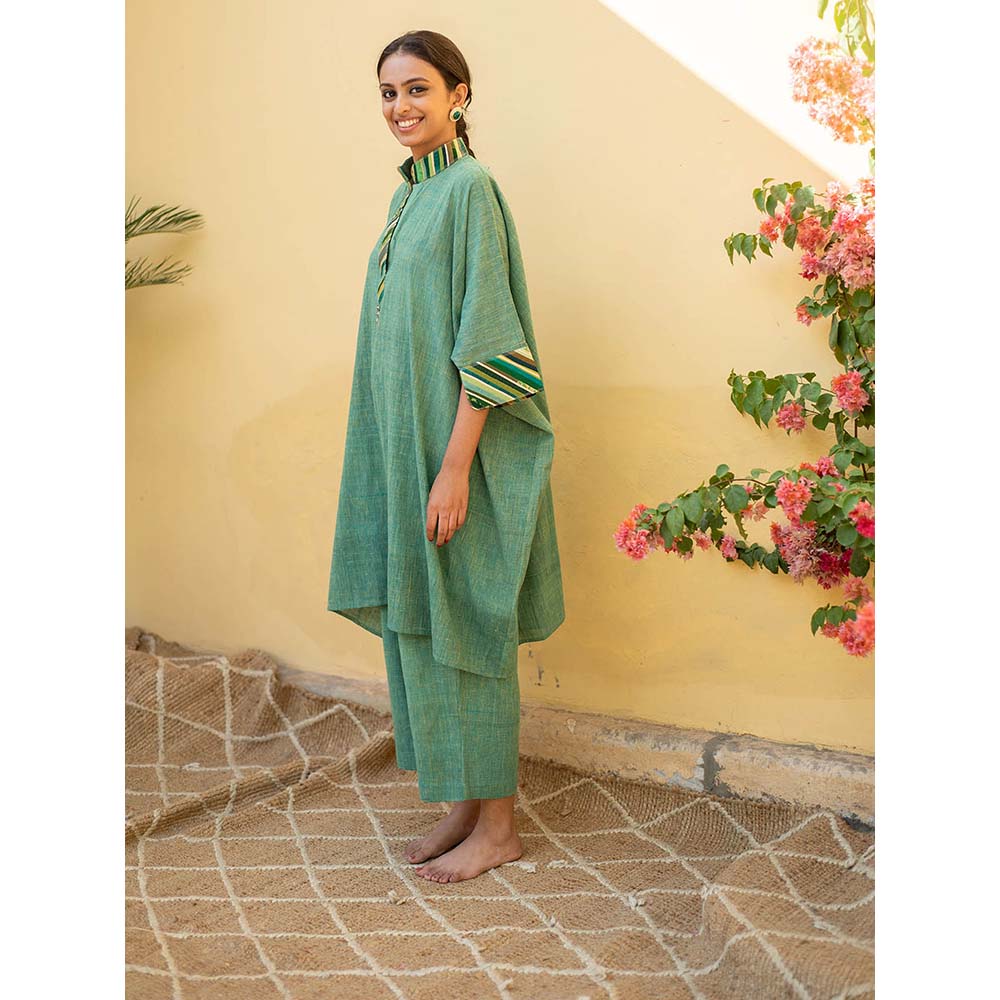 PRIYANKA RAAJIV Sadeh - Green Cotton Kaftan Style Co -Ord with Patchwork Detailing (Set of 2)
