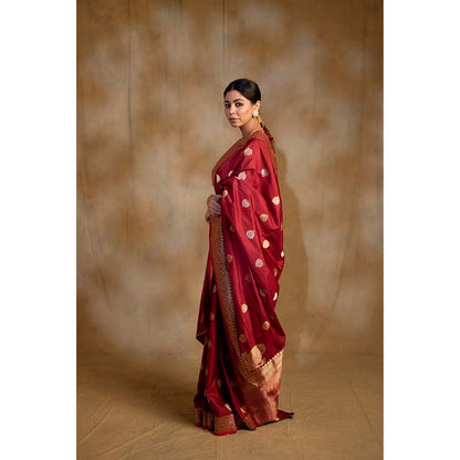 PRIYANKA RAAJIV Arshiya Maroon Silk Brocade Banarasi Saree with Unstitched Blouse