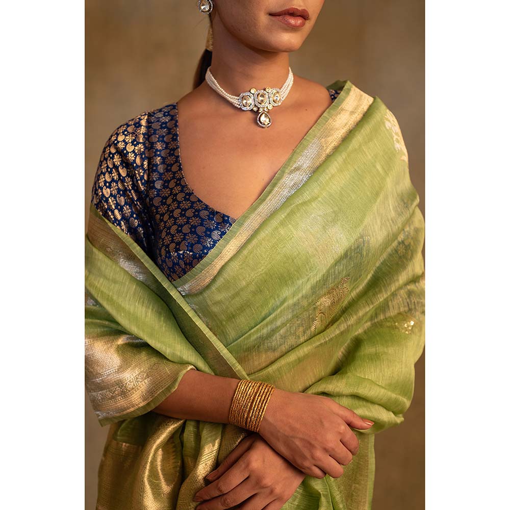 PRIYANKA RAAJIV Sarhul Sagee Green Linen-Silk Organza Saree with Unstitched Blouse