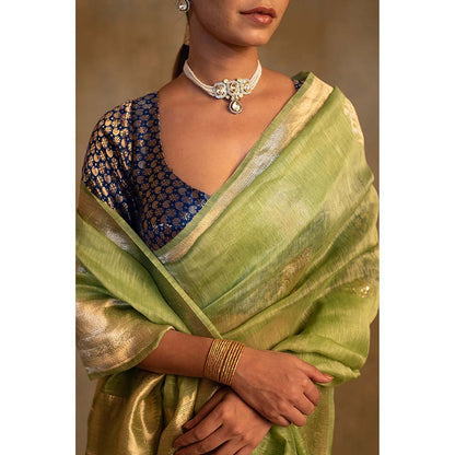 PRIYANKA RAAJIV Sarhul Sagee Green Linen-Silk Organza Saree with Unstitched Blouse