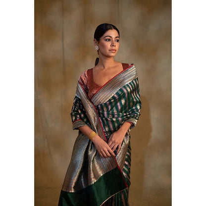PRIYANKA RAAJIV Maghi Emerald Green Silk Banarsi Saree with Unstitched Blouse