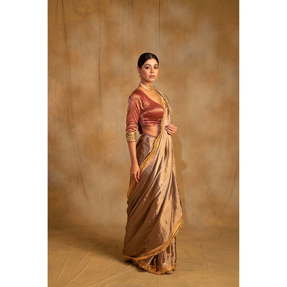 PRIYANKA RAAJIV Saptami Silver Silk Tissue Chanderi Saree with Unstitched Blouse