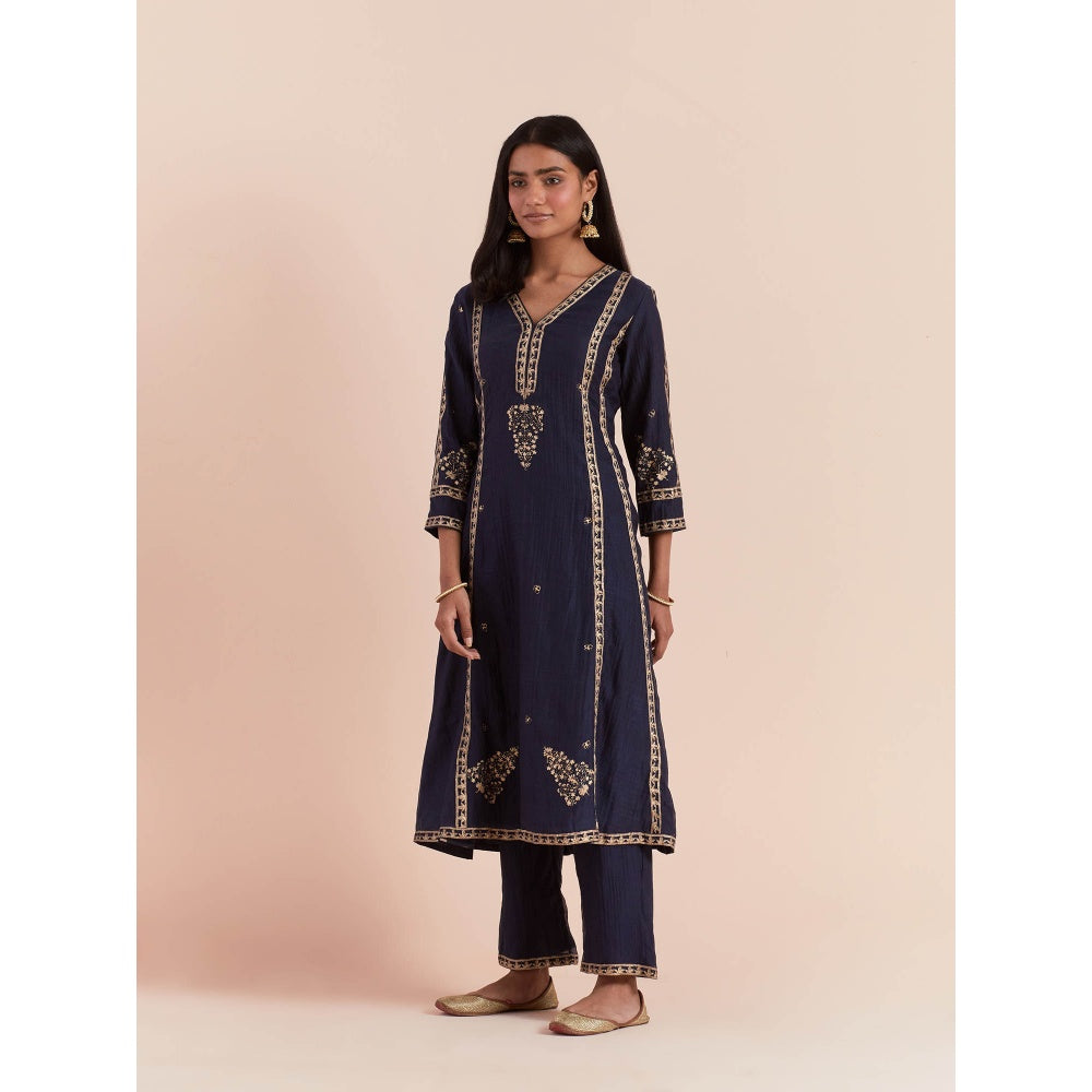 Priya Chaudhary Blue Soft Chanderi Kurta with Pants (Set of 2)
