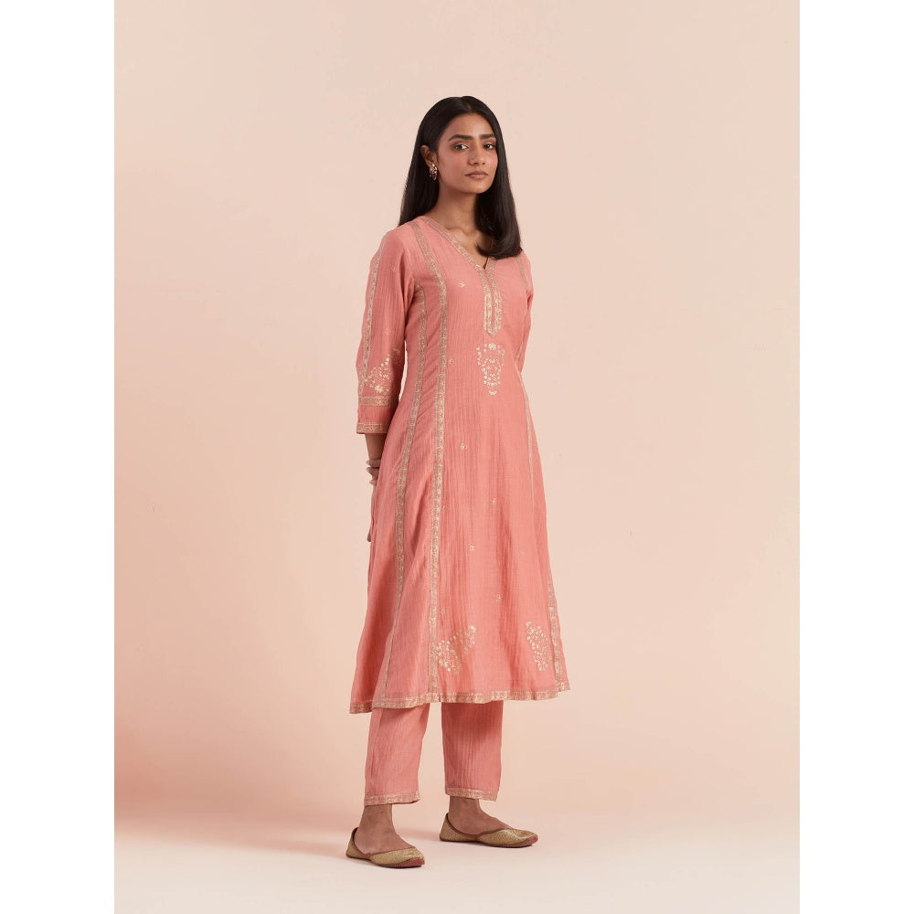 Priya Chaudhary Peach Soft Chanderi Kurta with Pants and Dupatta (Set of 3)