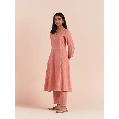 Priya Chaudhary Peach Soft Chanderi Kurta with Pants (Set of 2)