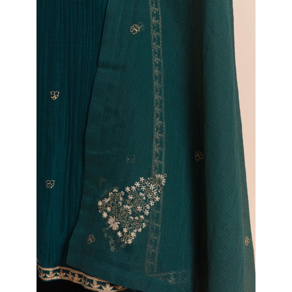 Priya Chaudhary Green Soft Chanderi Kurta with Pants and Dupatta (Set of 3)