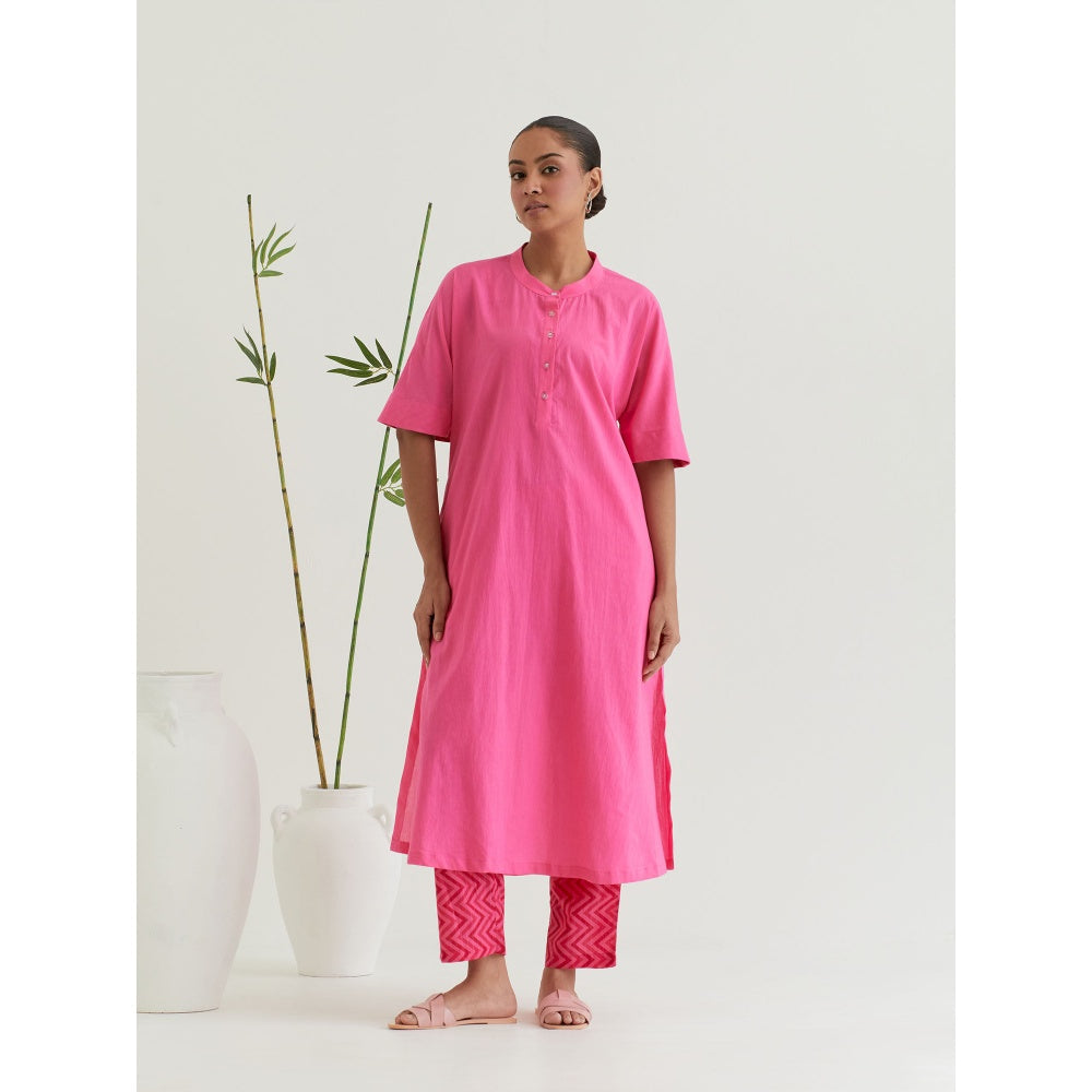Priya Chaudhary Pink Solid Cotton Kurta