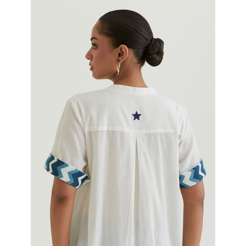 Priya Chaudhary White and Blue Solid Kurta with Printed Pant (Set of 2)