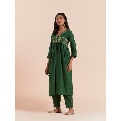 Priya Chaudhary Green Anarkali Kurta with Pant and Dupatta (Set of 3)