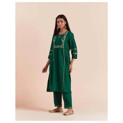 Priya Chaudhary Green Embroidered Kurta with Pant and Dupatta (Set of 3)
