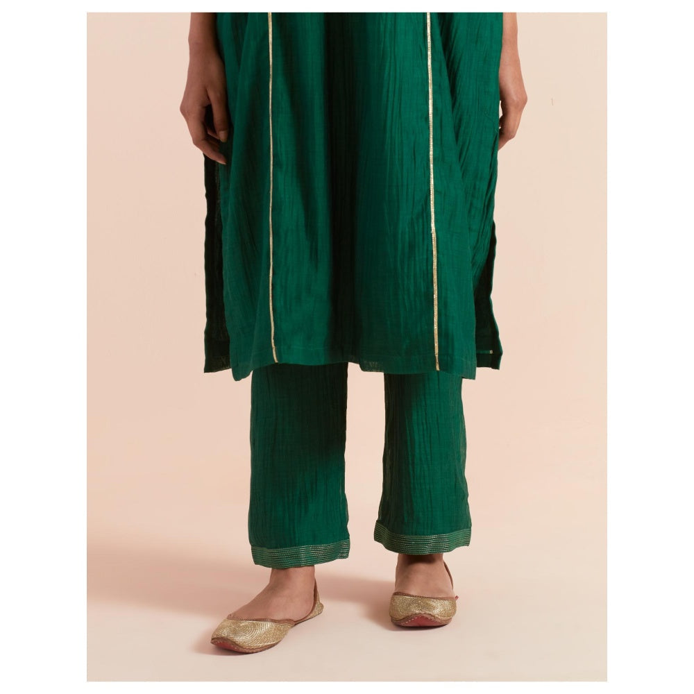 Priya Chaudhary Green Embroidered Kurta with Pant and Dupatta (Set of 3)