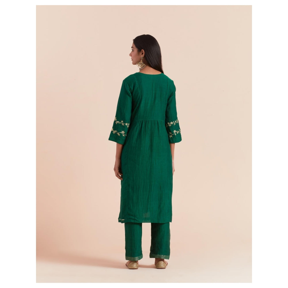 Priya Chaudhary Green Embroidered Kurta with Pant (Set of 2)