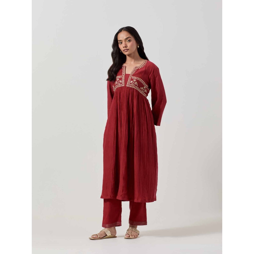 Priya Chaudhary Women's Soft Chanderi Embroidered Kurta with Pant and Dupatta (Set of 3)