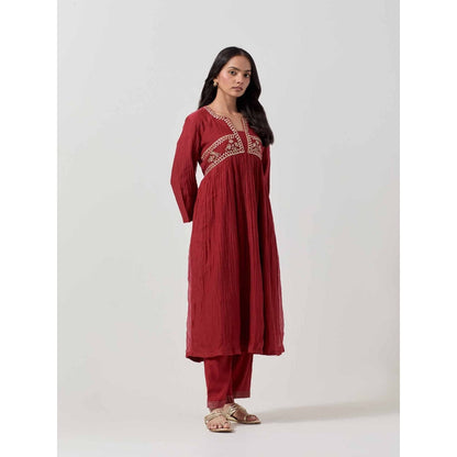 Priya Chaudhary Women's Soft Chanderi Embroidered Kurta with Pant and Dupatta (Set of 3)