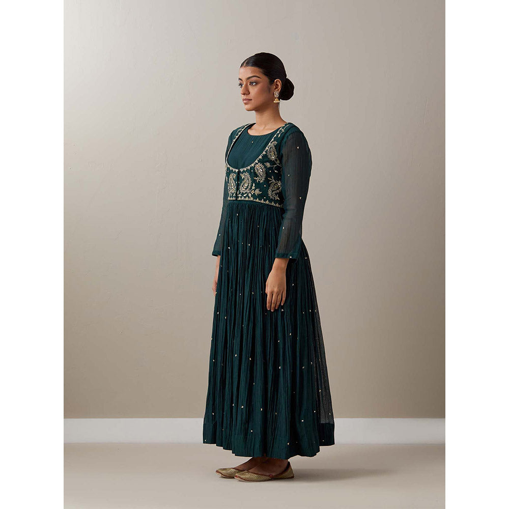 Priya Chaudhary Green Kurtas Green Jacket Kurta with Pant and Dupatta (Set of 4)