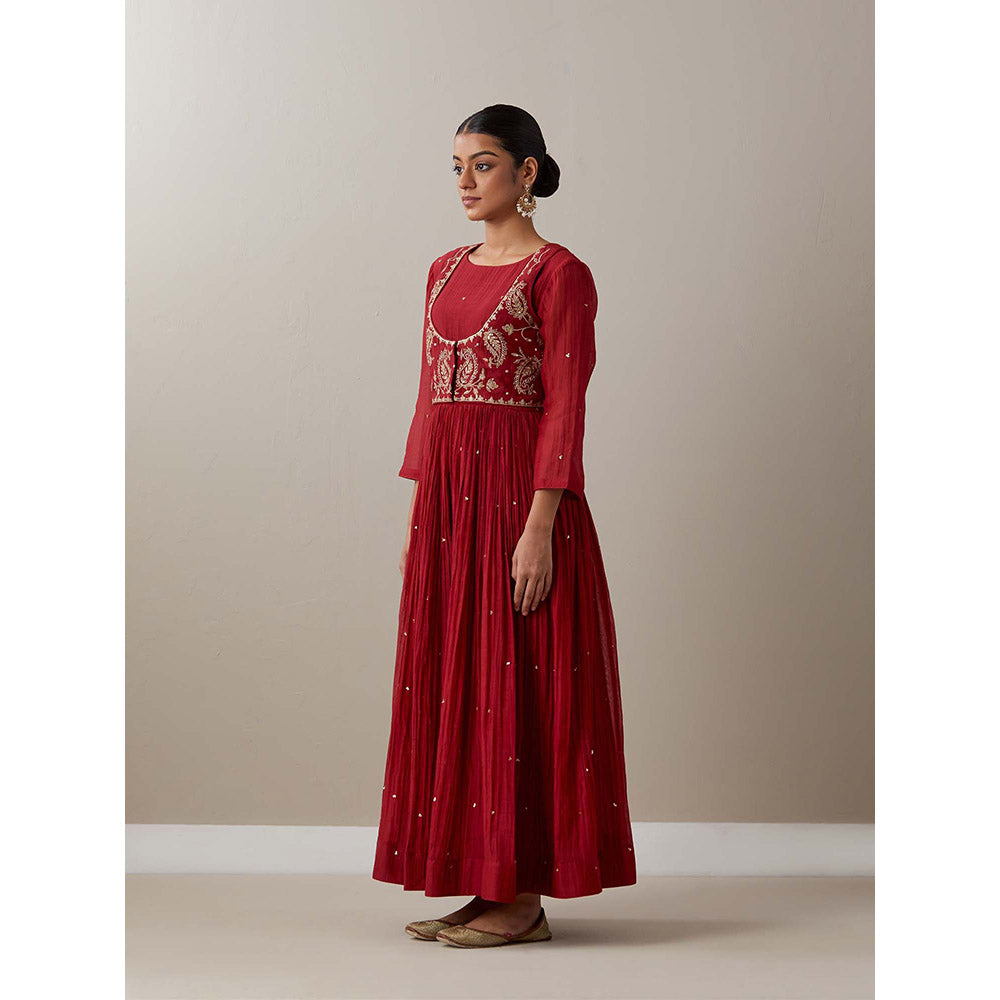 Priya Chaudhary Red Kurtas Red Kurta with Pant and Jacket (Set of 3)