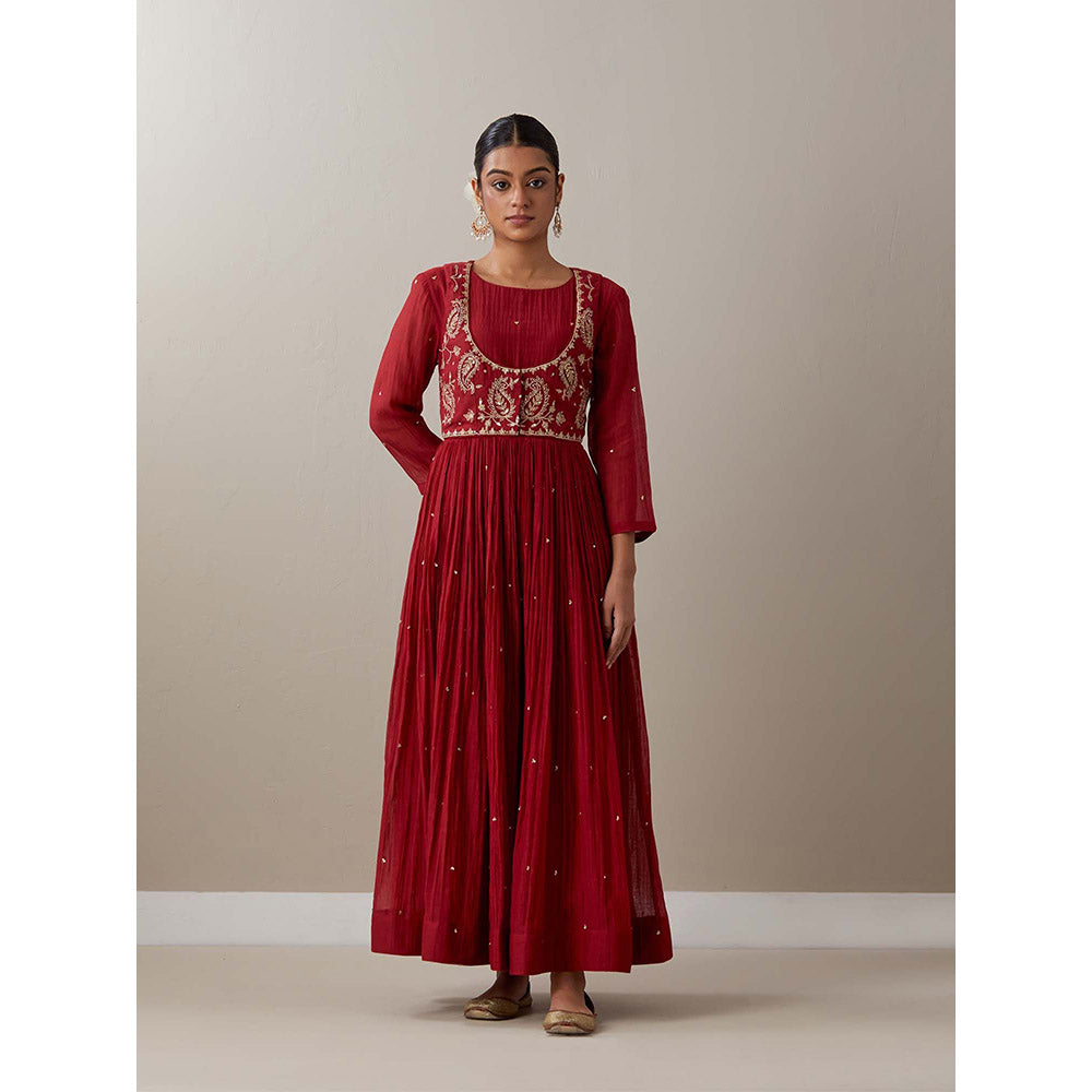 Priya Chaudhary Red Kurtas Red Kurta with Jacket (Set of 2)