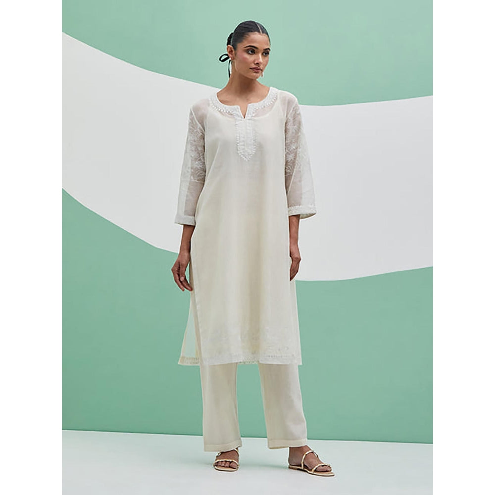 Priya Chaudhary White Chanderi Organza Kurta With Pant And Dupatta