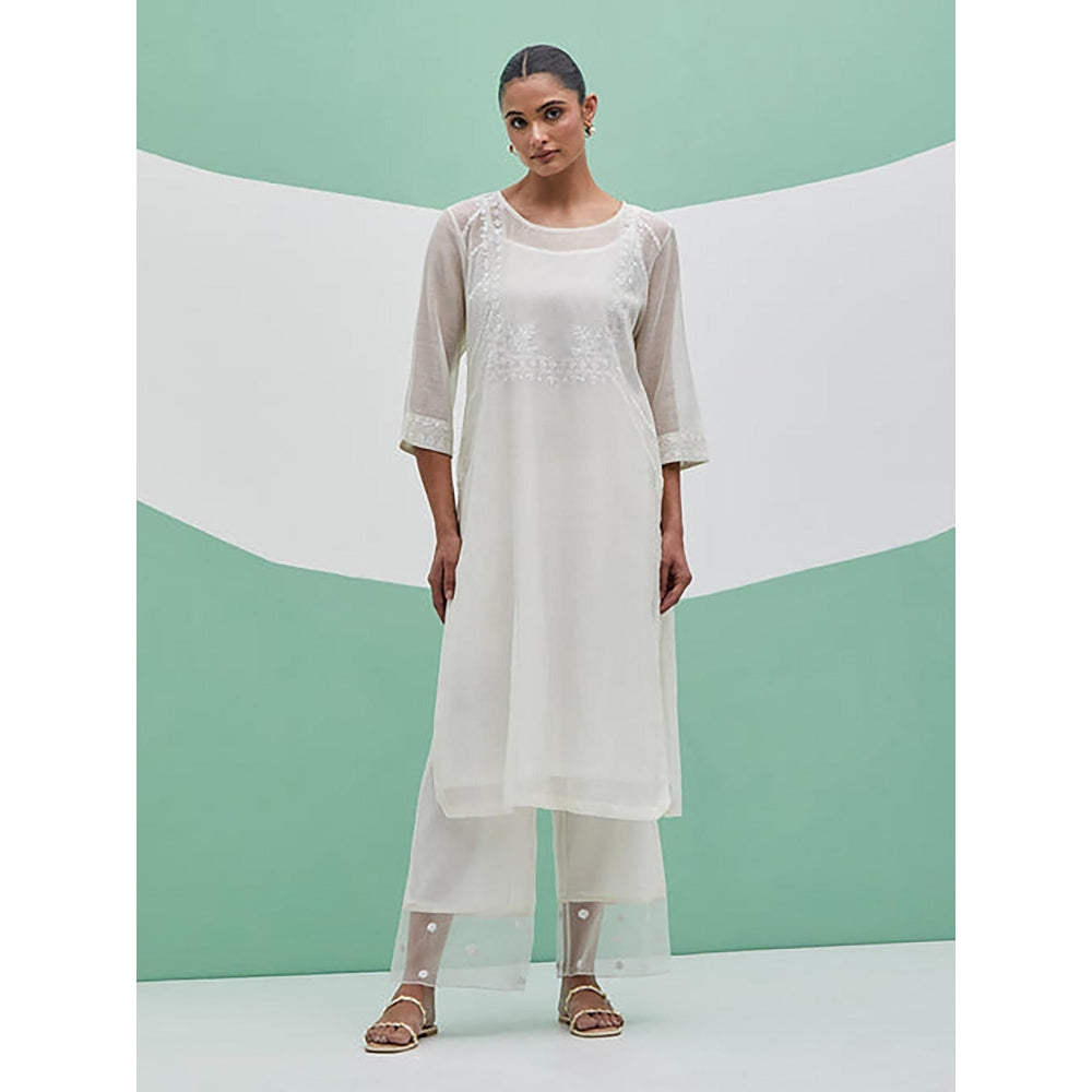 Priya Chaudhary White Chanderi Organza Kurta With Pant And Dupatta