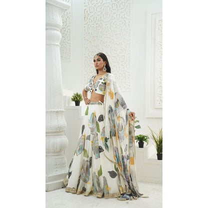 PRITI SAHNI DESIGNS Ivory Embroidered Blouse with Lehenga & Dupatta
