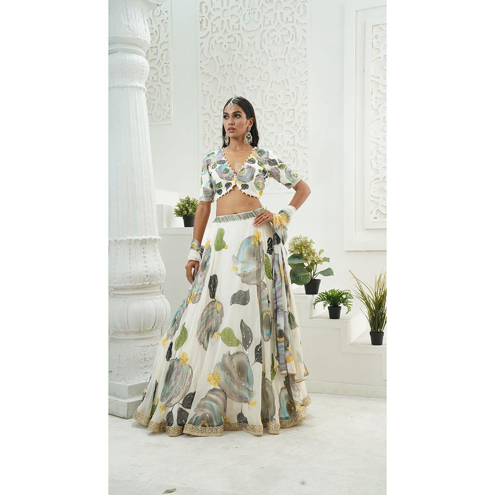 PRITI SAHNI DESIGNS Ivory Embroidered Blouse with Lehenga & Dupatta
