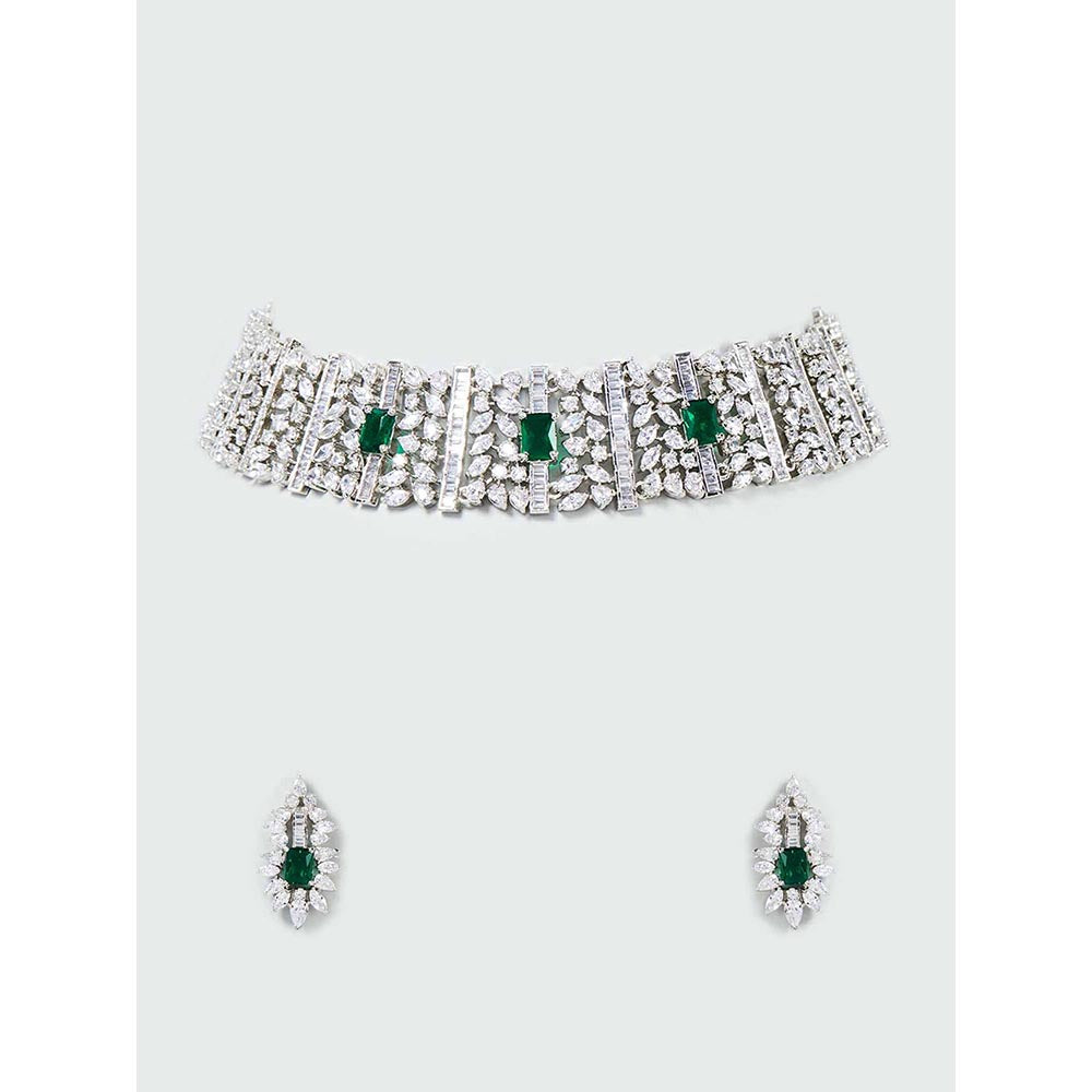 PRIHAN LUXURY White & Green Dazzling Emerald Jewellery Set