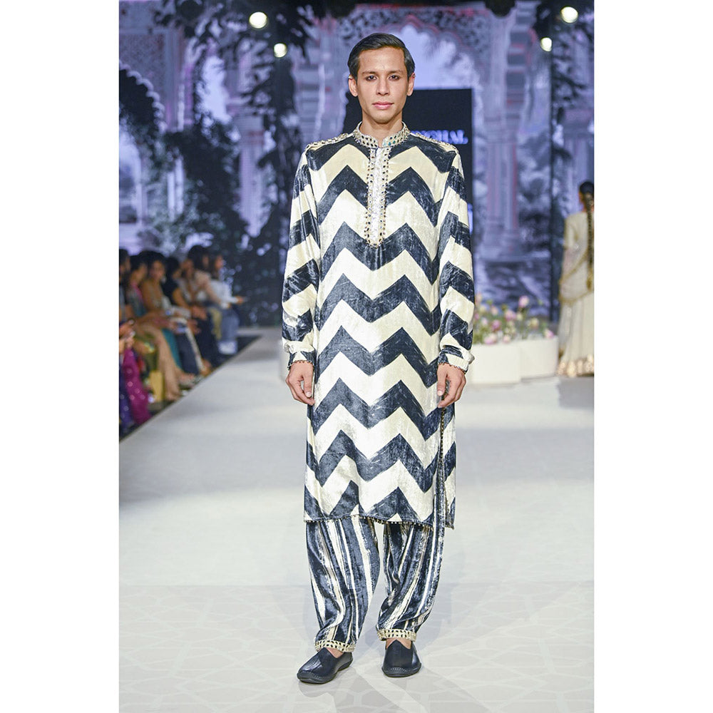 PS Men by Payal Singhal Black Chevron Printed Embroidered Kurta with Salwar (Set of 2)