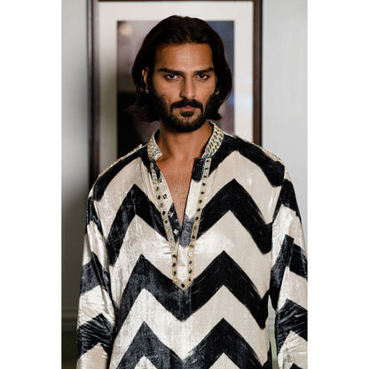 PS Men by Payal Singhal Black Chevron Printed Embroidered Kurta with Salwar (Set of 2)