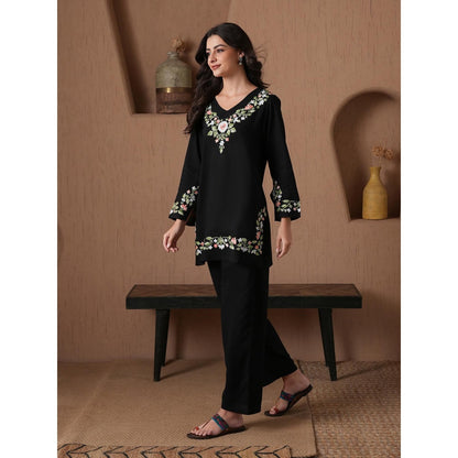 Qazmi Kashmiri Aari Work Viscose Rayon V-Neck Full Sleeves CoOrd Set