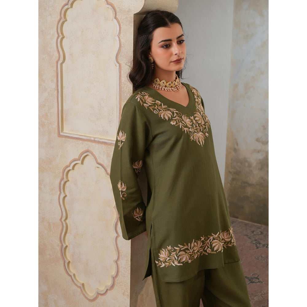 QAZMI Heena Kashmiri Chinar Embroidered Linen Cotton Full Sleeves V-Neck Co-Ord Set