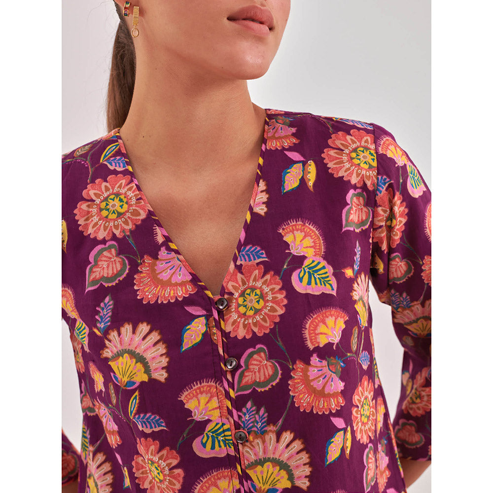 QOMN Floral Print Cotton Shirt Style Top