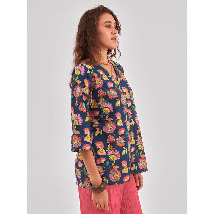 QOMN Floral Print Cotton Shirt Style Top