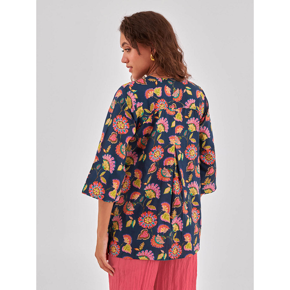 QOMN Floral Print Cotton Shirt Style Top