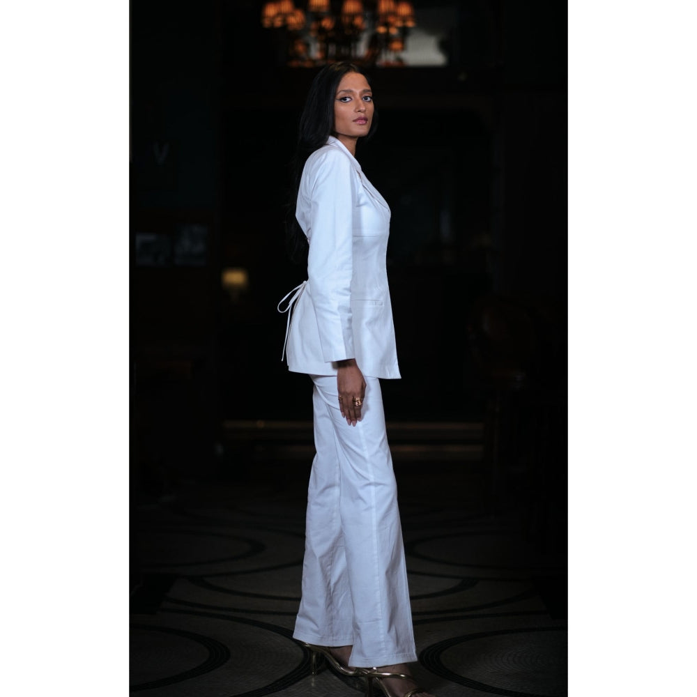Qua Sharp Corset Blazer